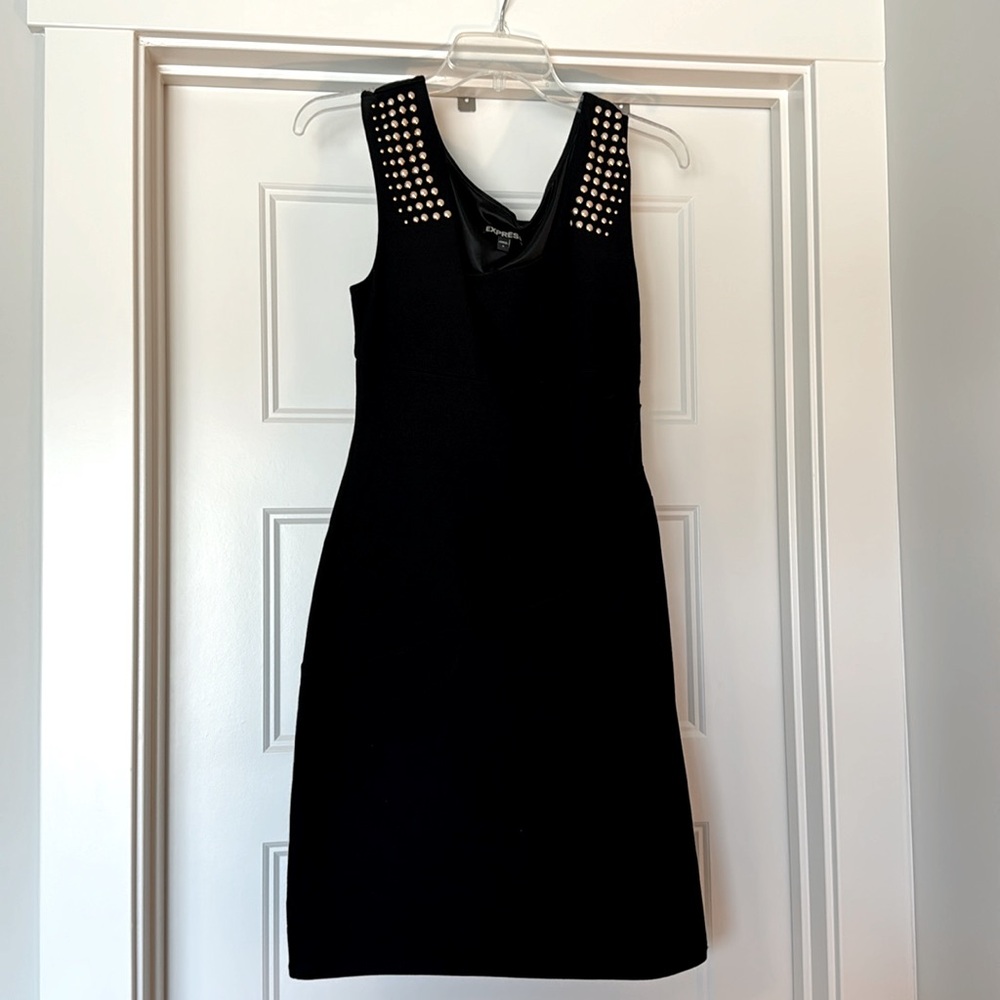 Express ponte dress grommet shoulders 4